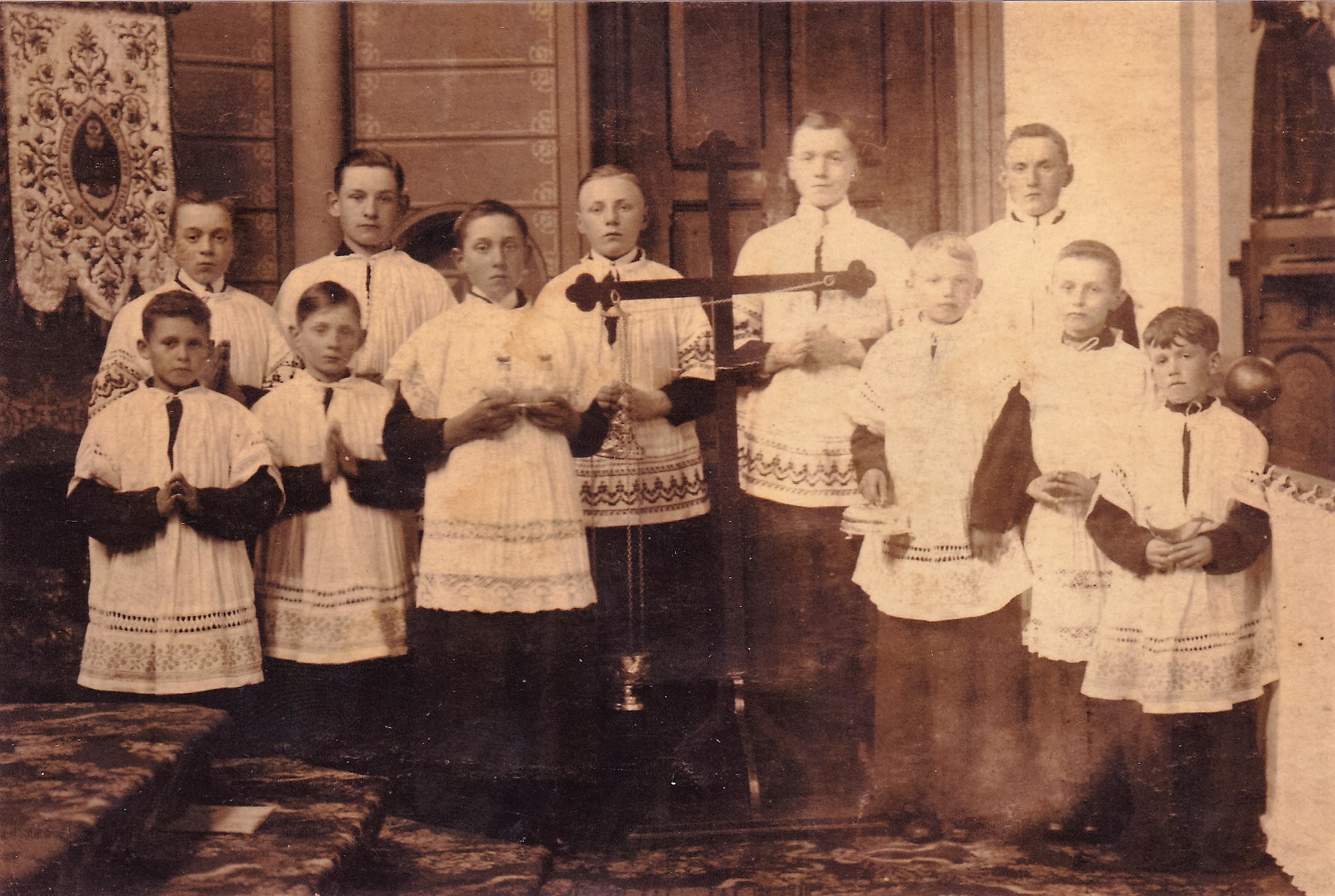 1917_sch_misdienaar2.jpg