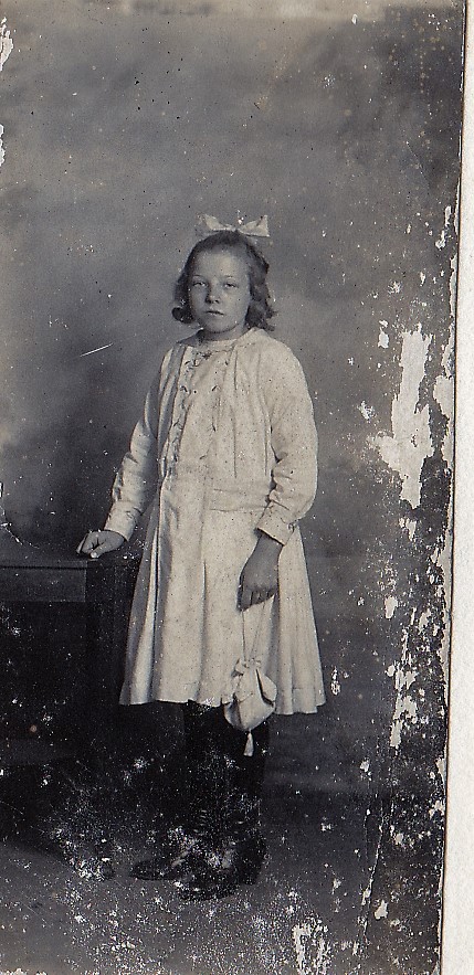 1919_plechtig_communie_moe2.jpg