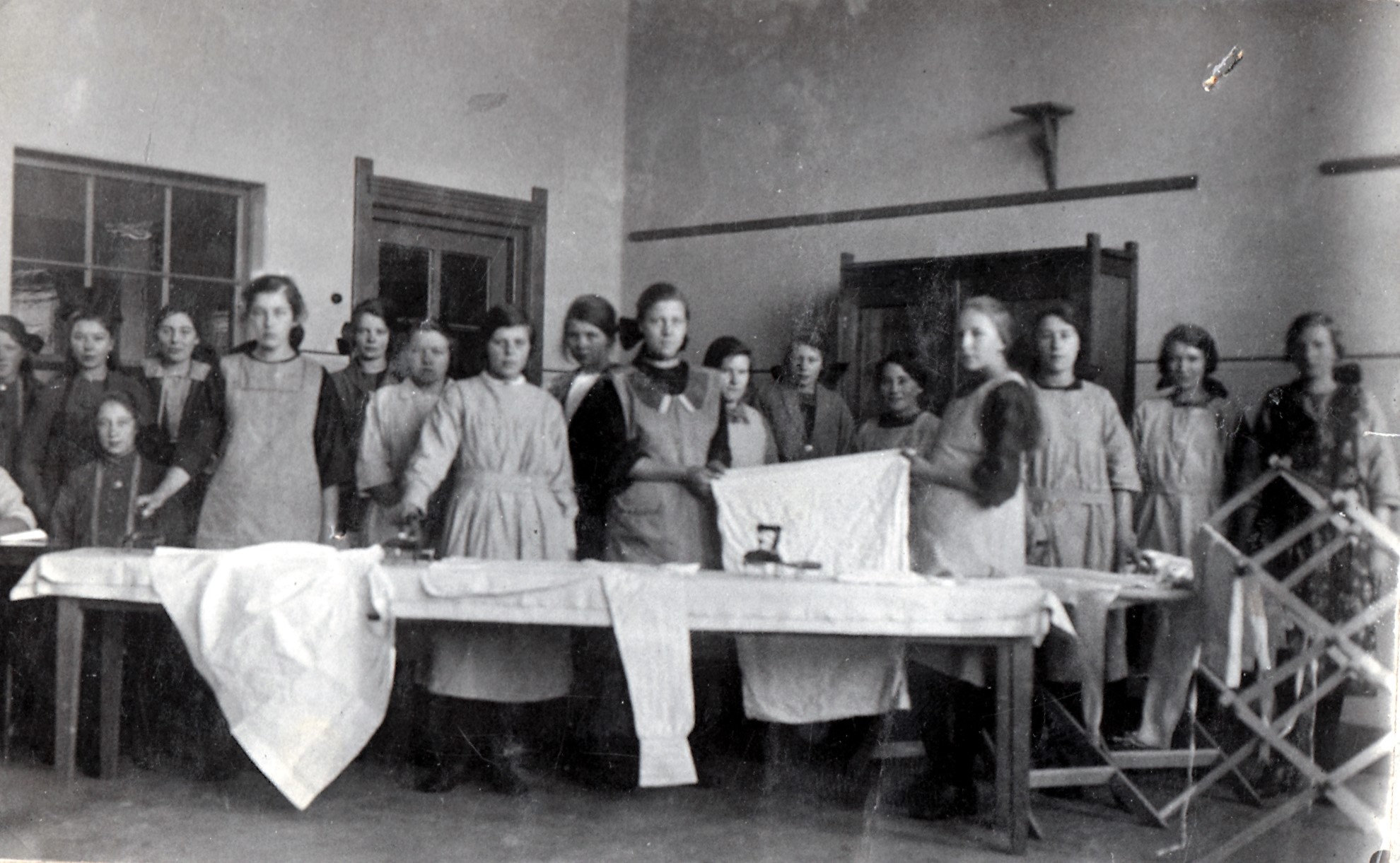 1920_Moeschooljeugd_2.jpg
